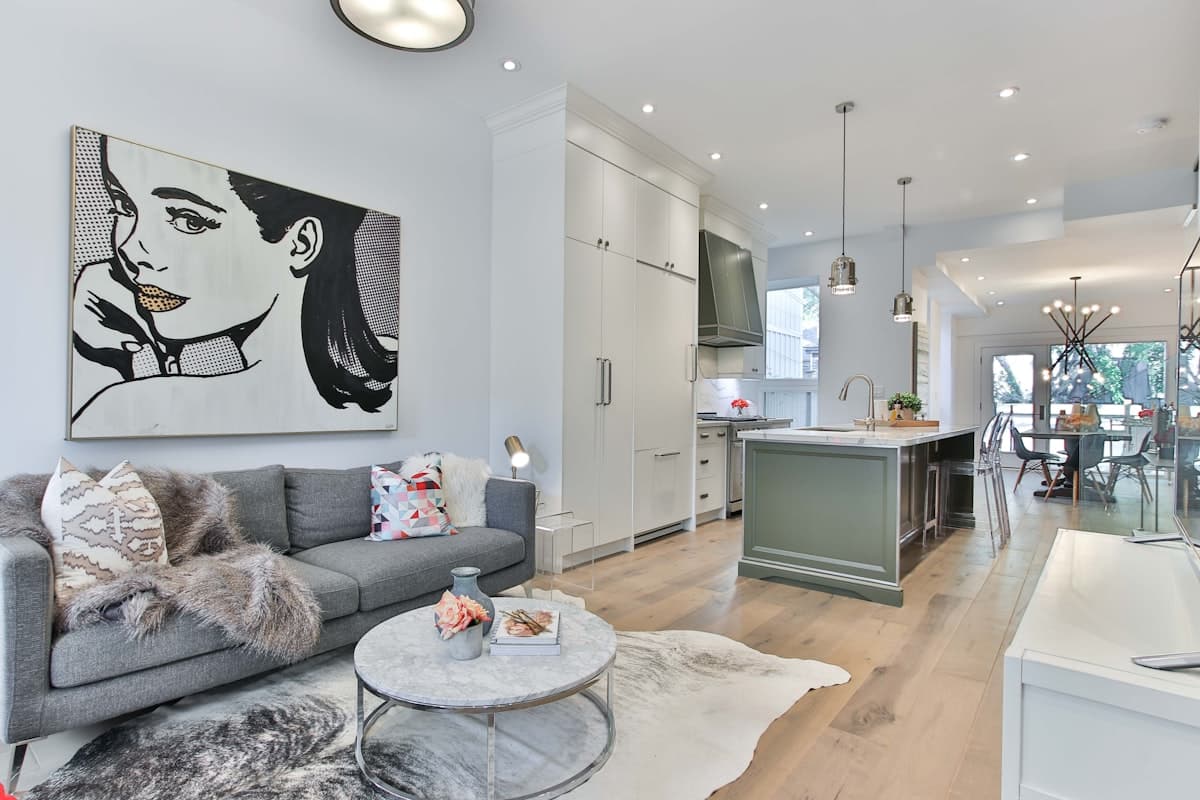 Austin Hill Country Modern - Image 5